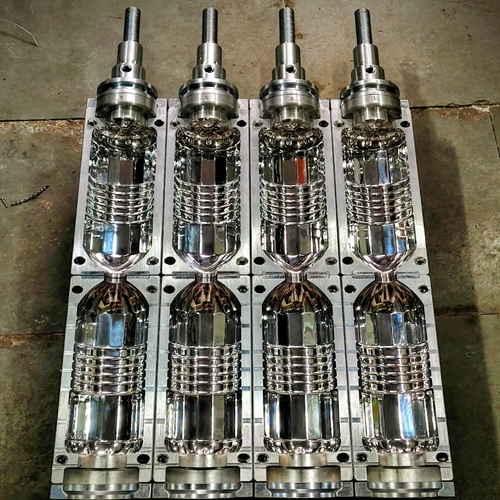 Four Cavity PET Water Bottle Mould