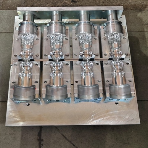 Six Cavity PET Water Bottle Mould