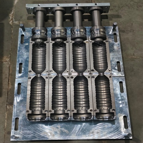 Four Cavity PET Water Bottle Mould
